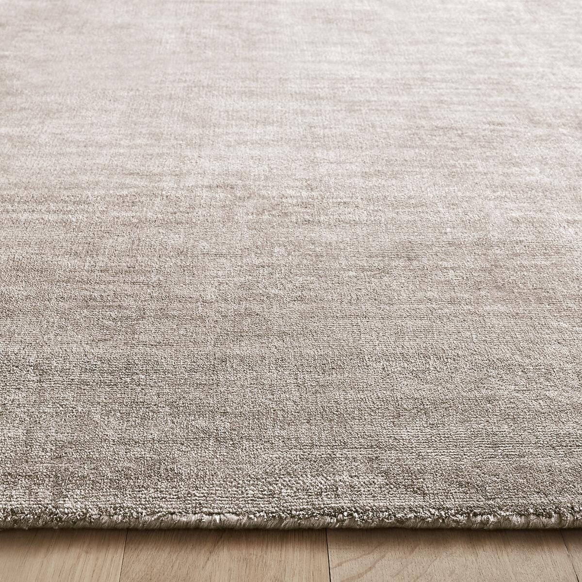 Mustha Square 100% Lyocell Rug – image 2