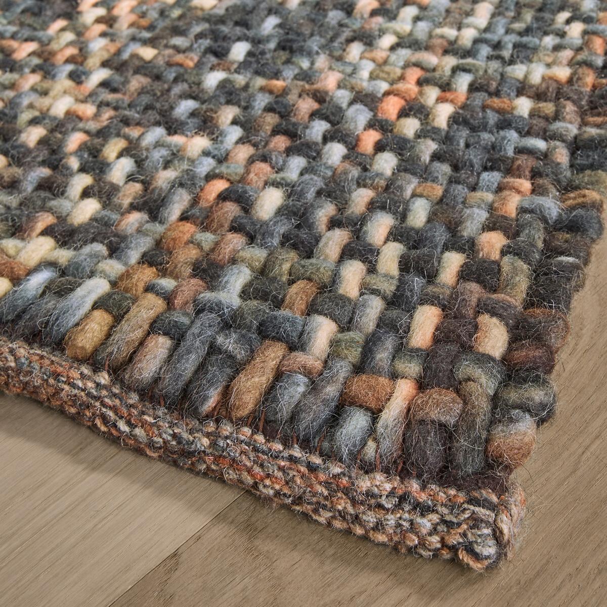 Mutanya Hand Woven Wool Rug – image 3