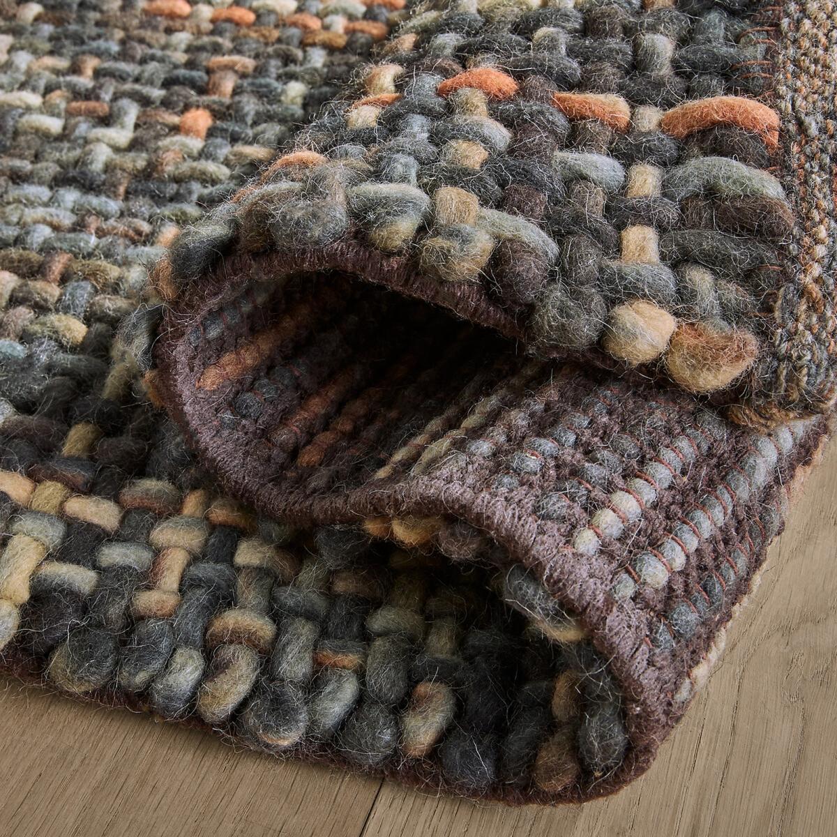 Mutanya Hand Woven Wool Rug – image 4