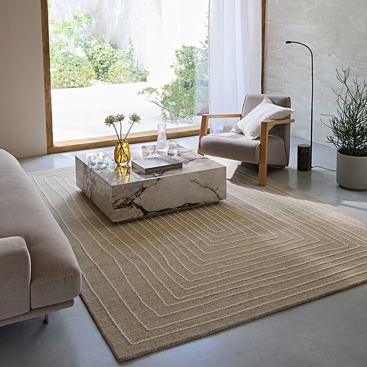 Ikar Hand-Tufted Embroidered Wool Rug – image 2