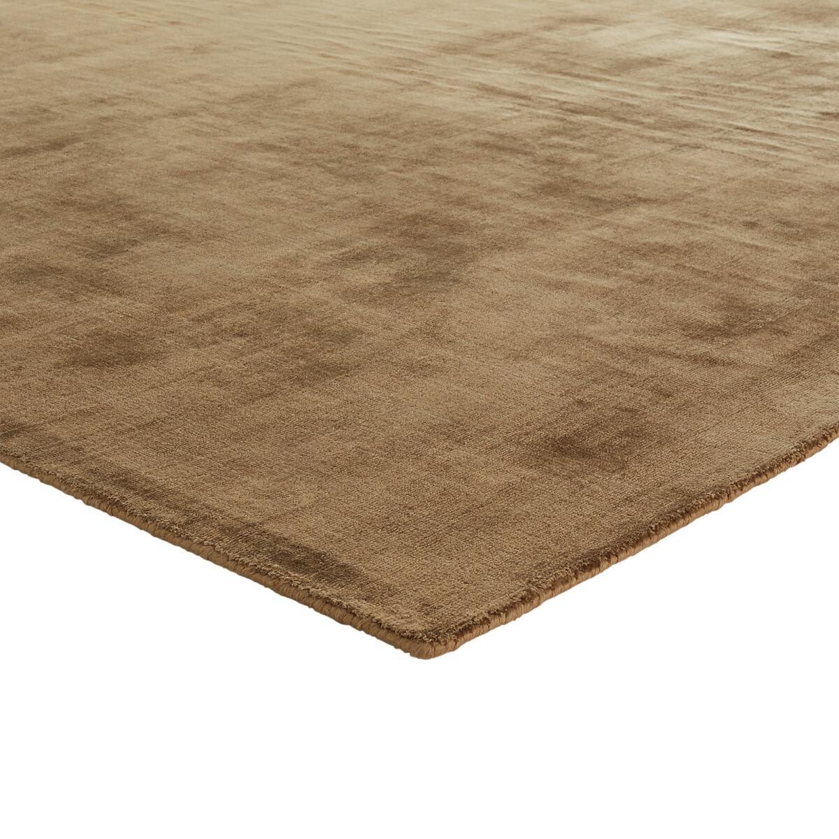 Izri XXL Plain Rug, Aged Effect – image 3