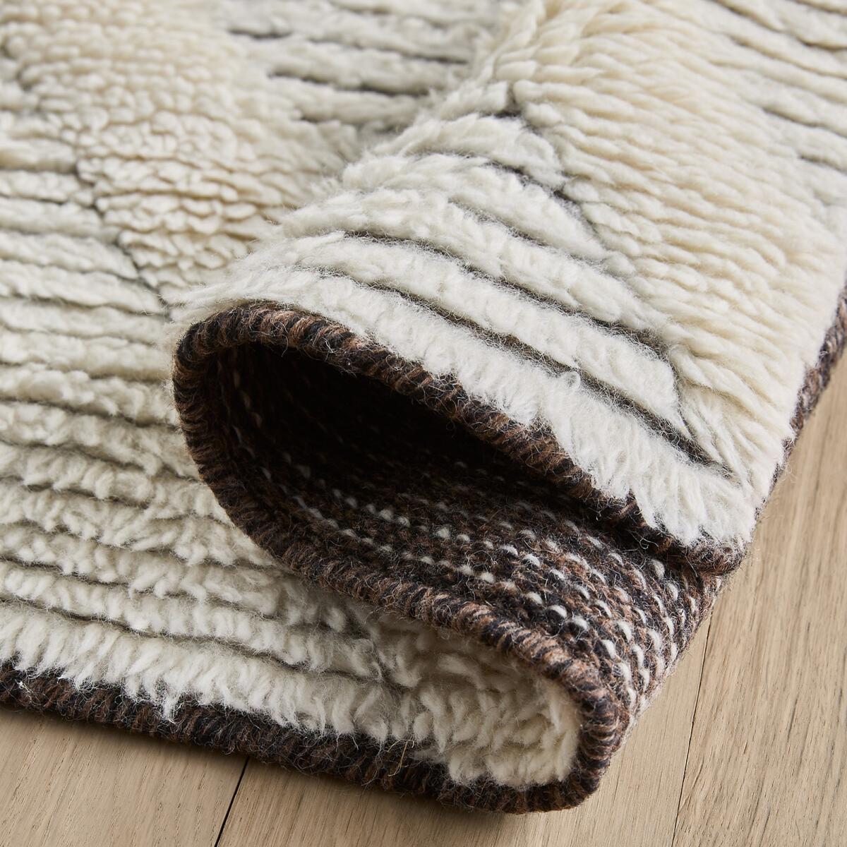 Nilou Berber Style Wool Cotton XL Rug – image 4