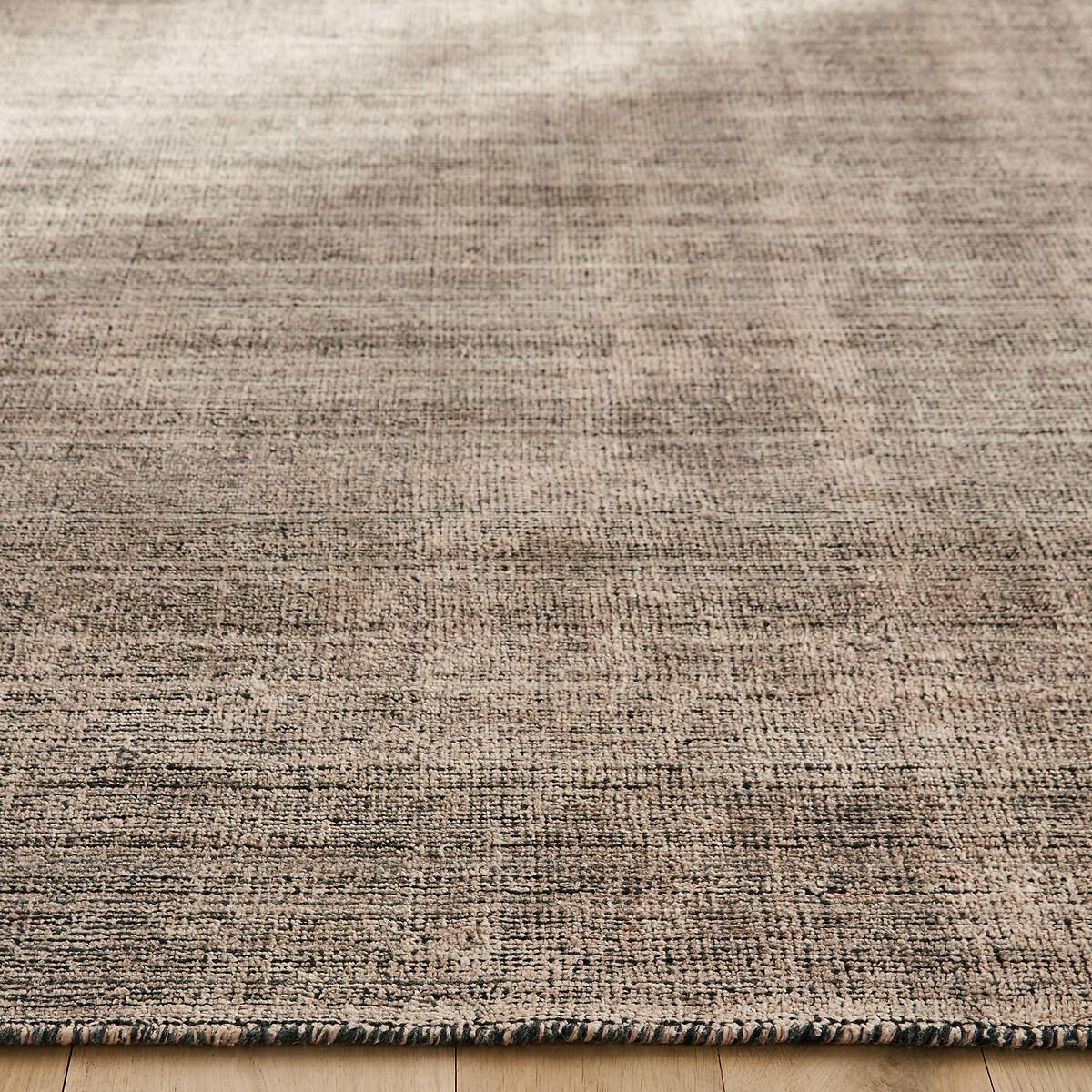 Elona Hand Woven Lyocell Rug – image 2