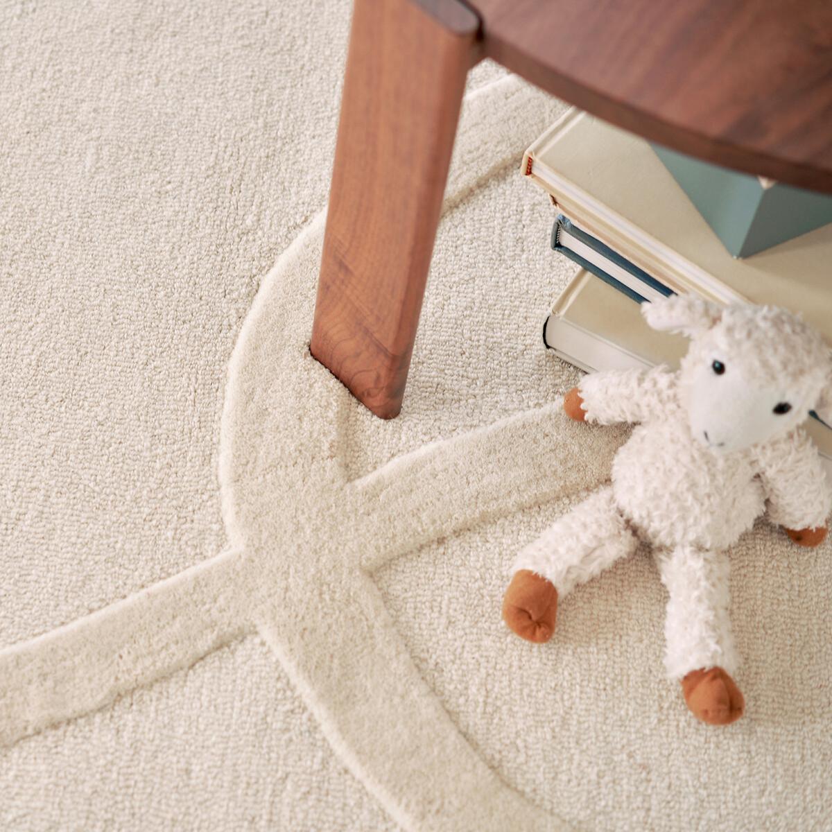 Caila Wool Rug – image 6