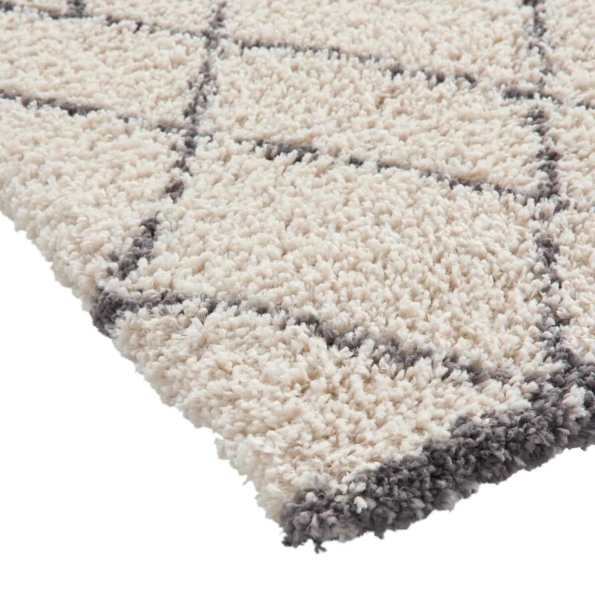 The Rabisco Berber-Style Bedside Rug – image 4