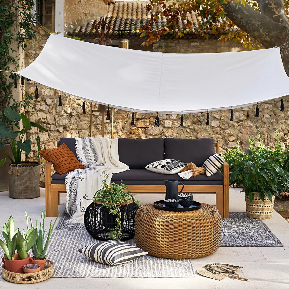 Alexane Indoor / Outdoor Rug – image 5