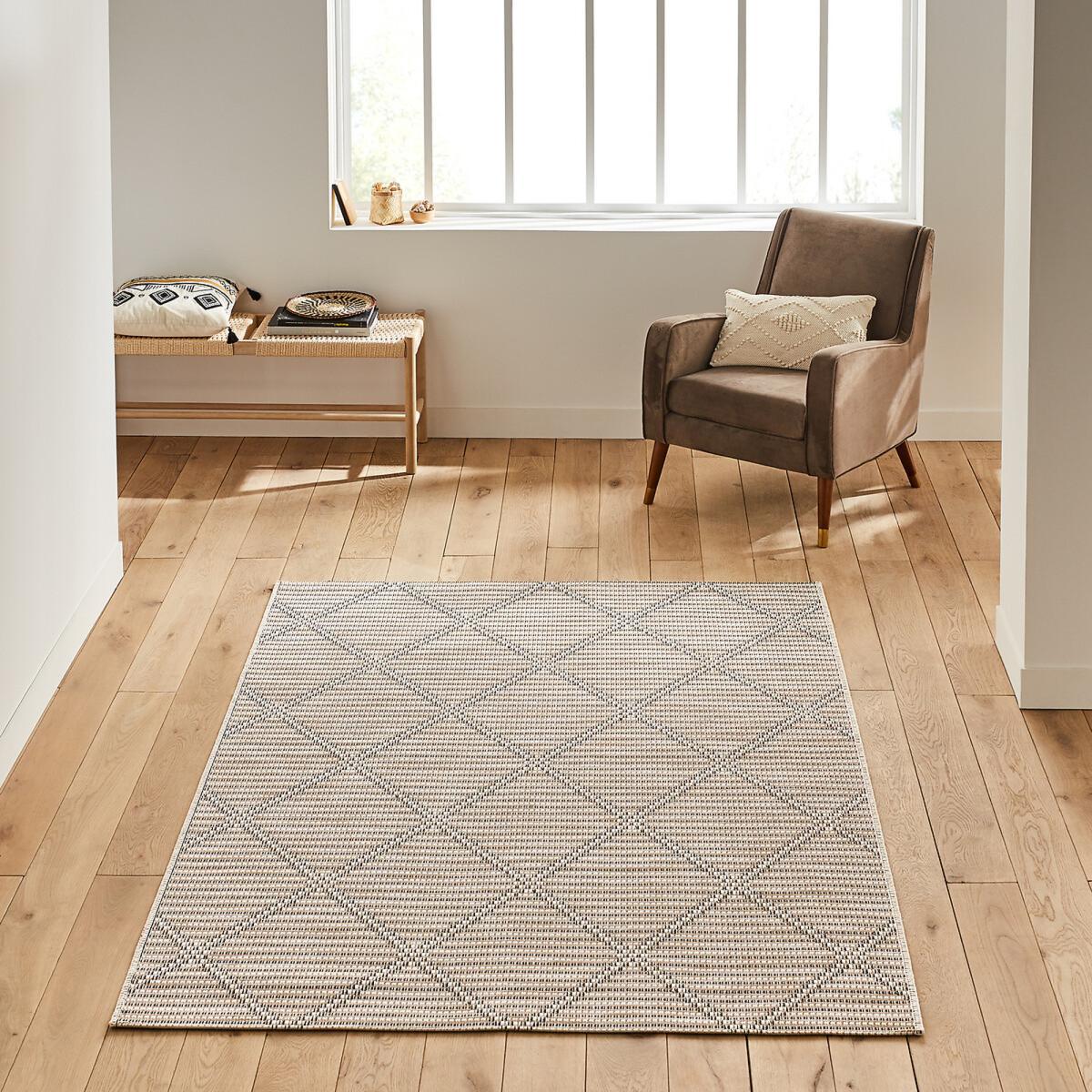 Alexane Indoor / Outdoor Rug – image 1