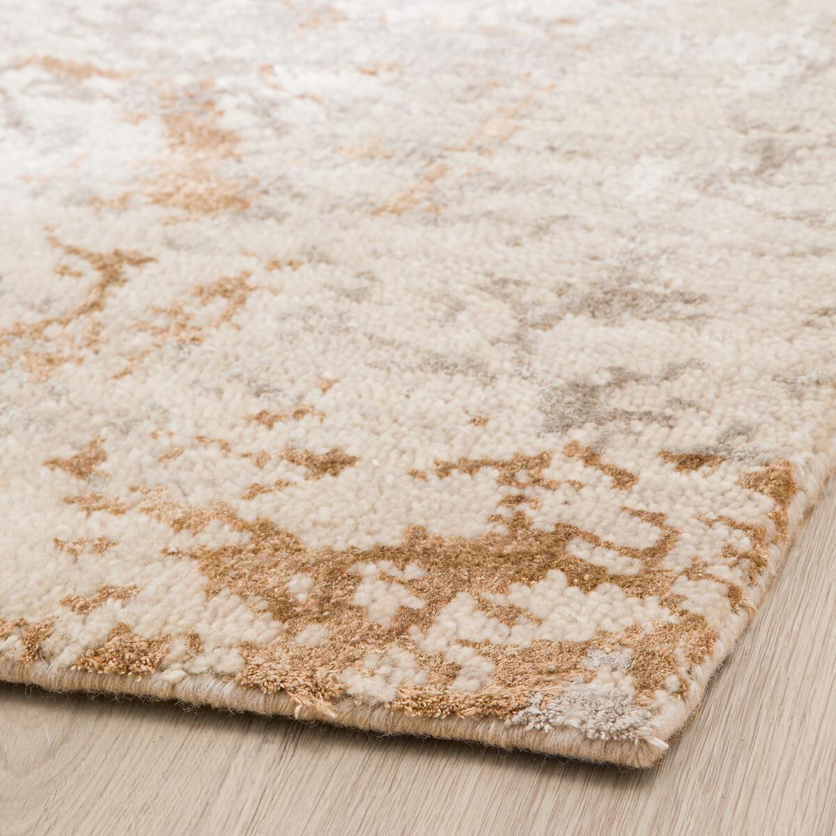 Cryosol Hand-Knotted Wool and Lyocell Rug – image 3