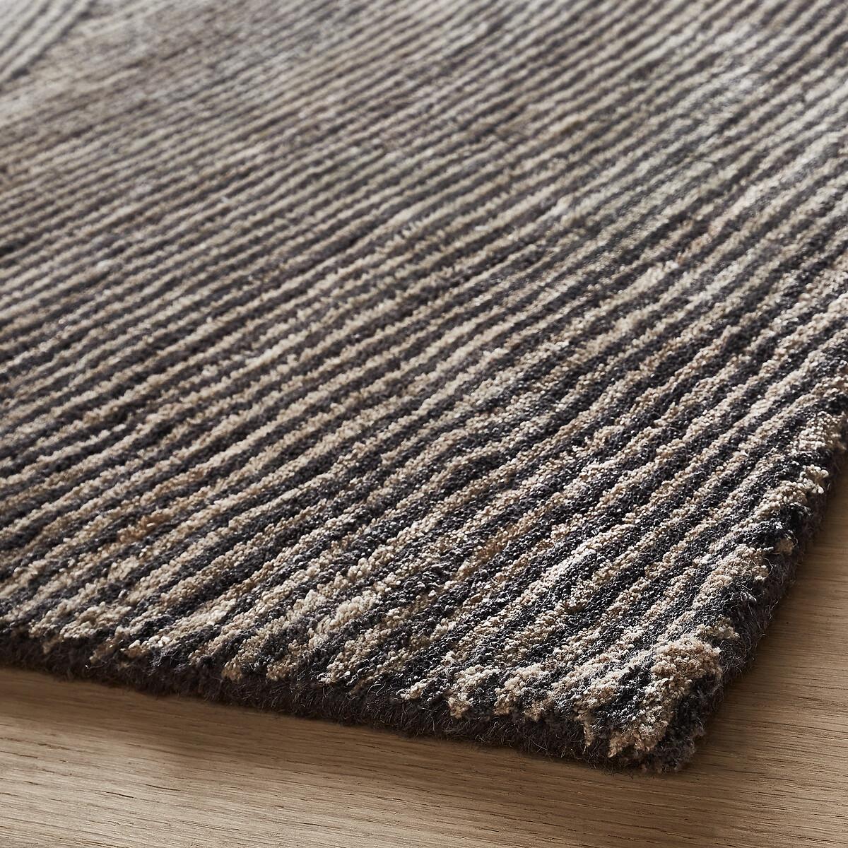 Chaapri Hand-Tufted 100% Lyocell Rug – image 3