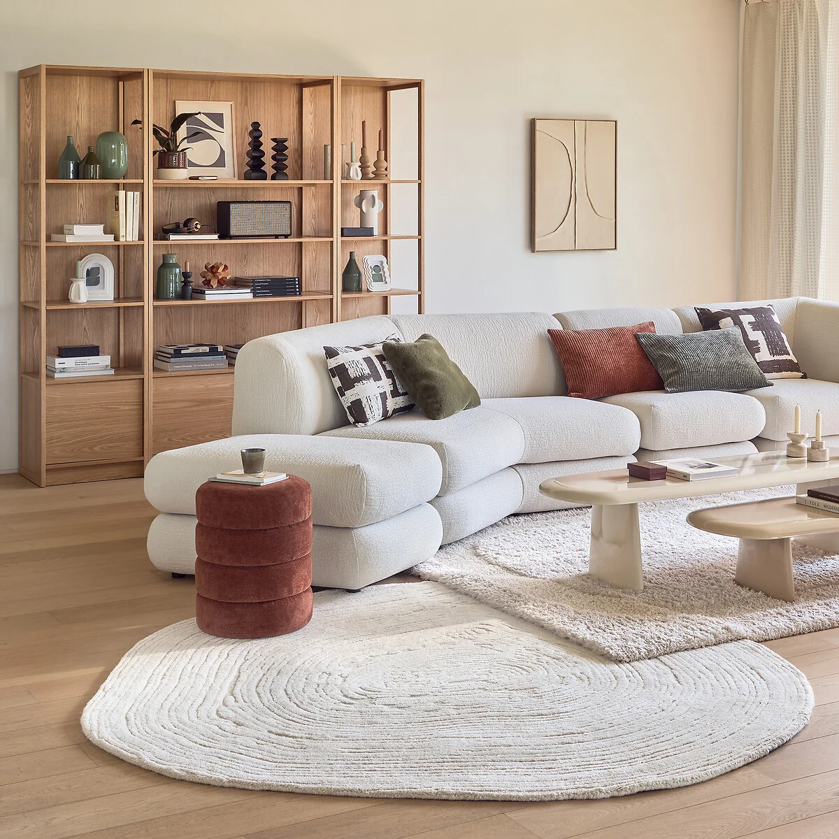 Ostia Pebble-Shaped Wool Rug – image 2