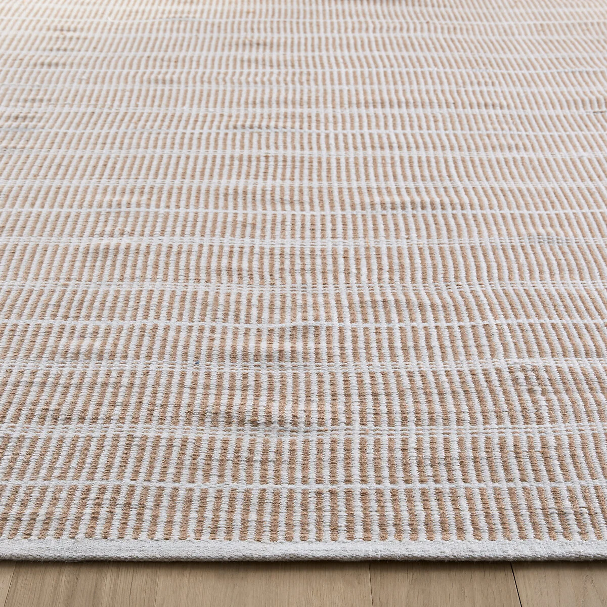 Linear Recycled Polyester Indoor/Outdoor Rug – image 4