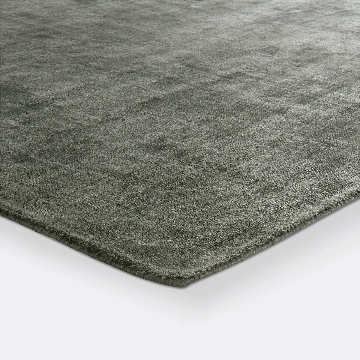 Izri Aged Effect Lyocell Rug – image 3