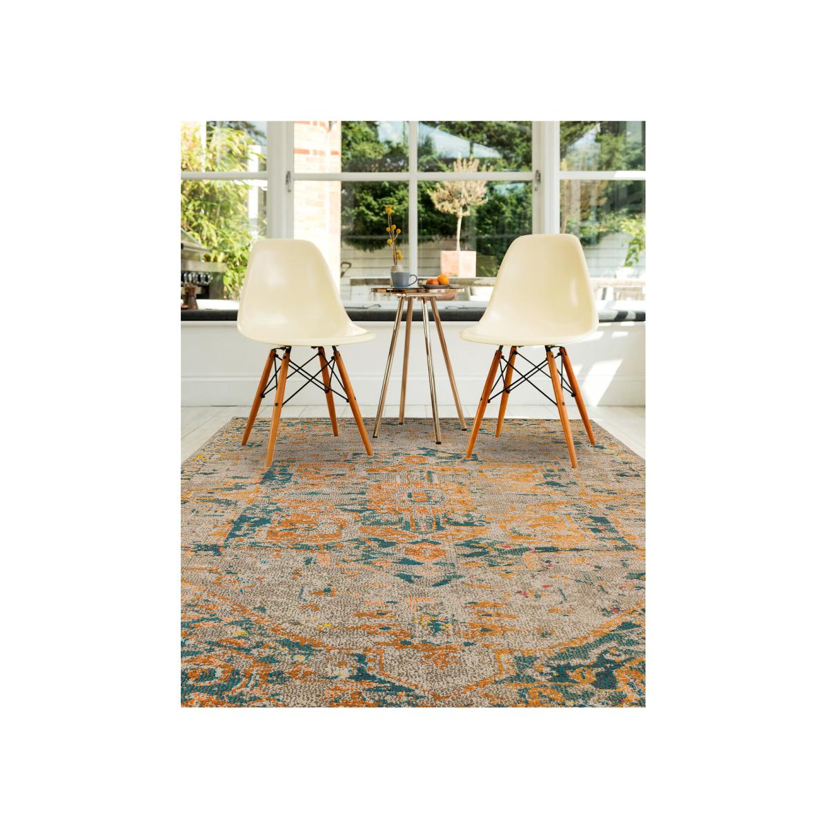 Bold Abstract Traditional Rug – image 1