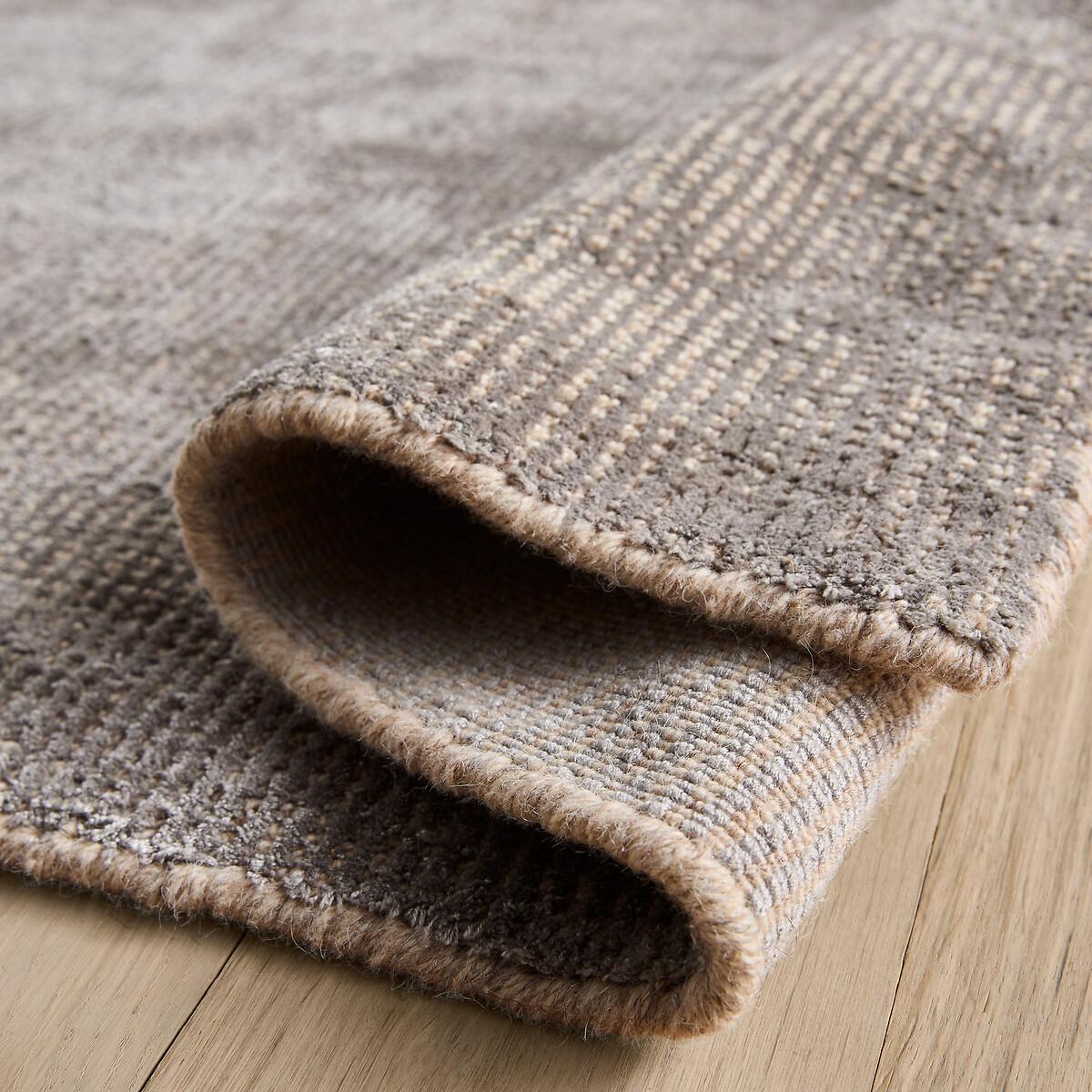 Terral Hand Woven Wool Lyocell XL Rug – image 4