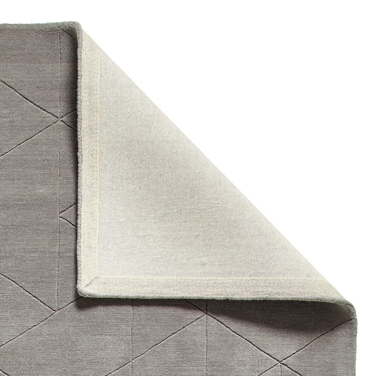 Subtle Triangle Tiled Geometric Patterned Rug in 100% Wool – image 2
