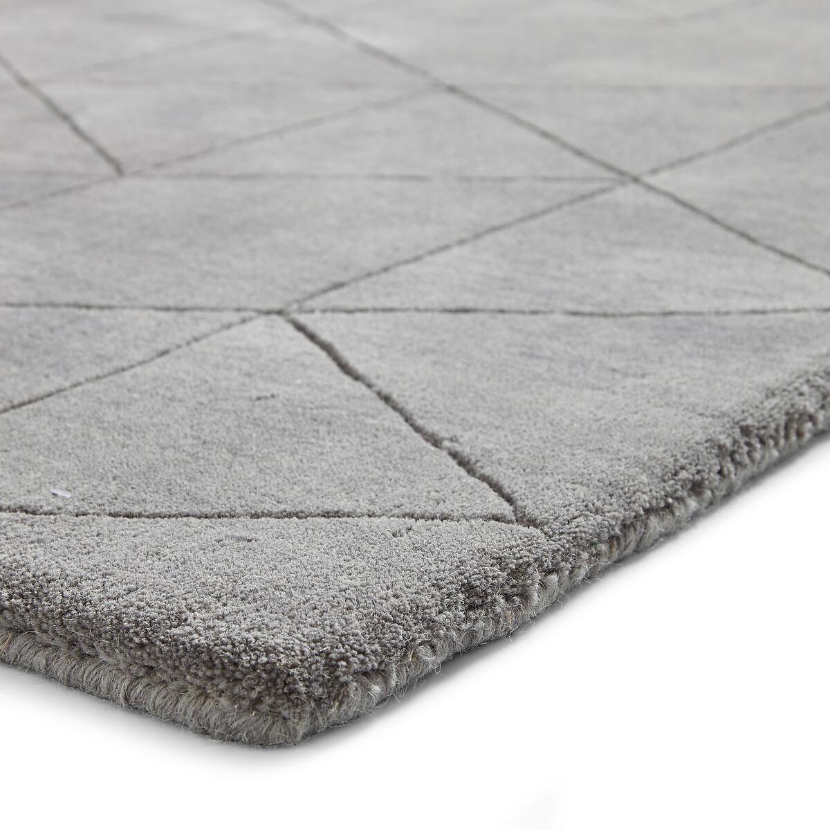 Subtle Triangle Tiled Geometric Patterned Rug in 100% Wool – image 5