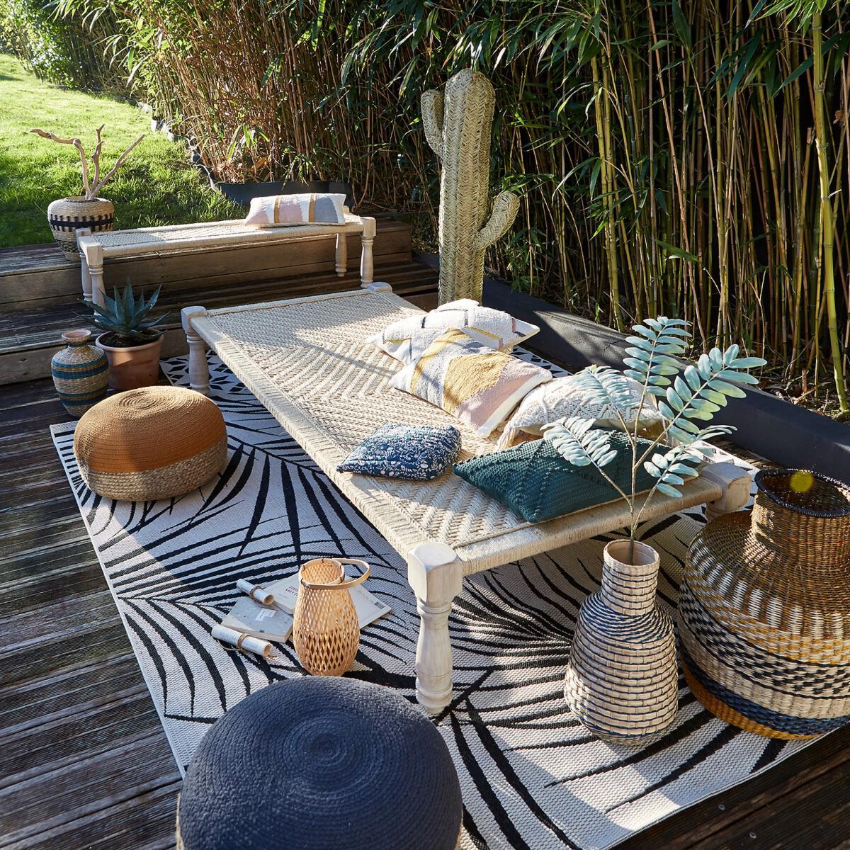 Palmir Palm Leaf Motif Rug – image 4