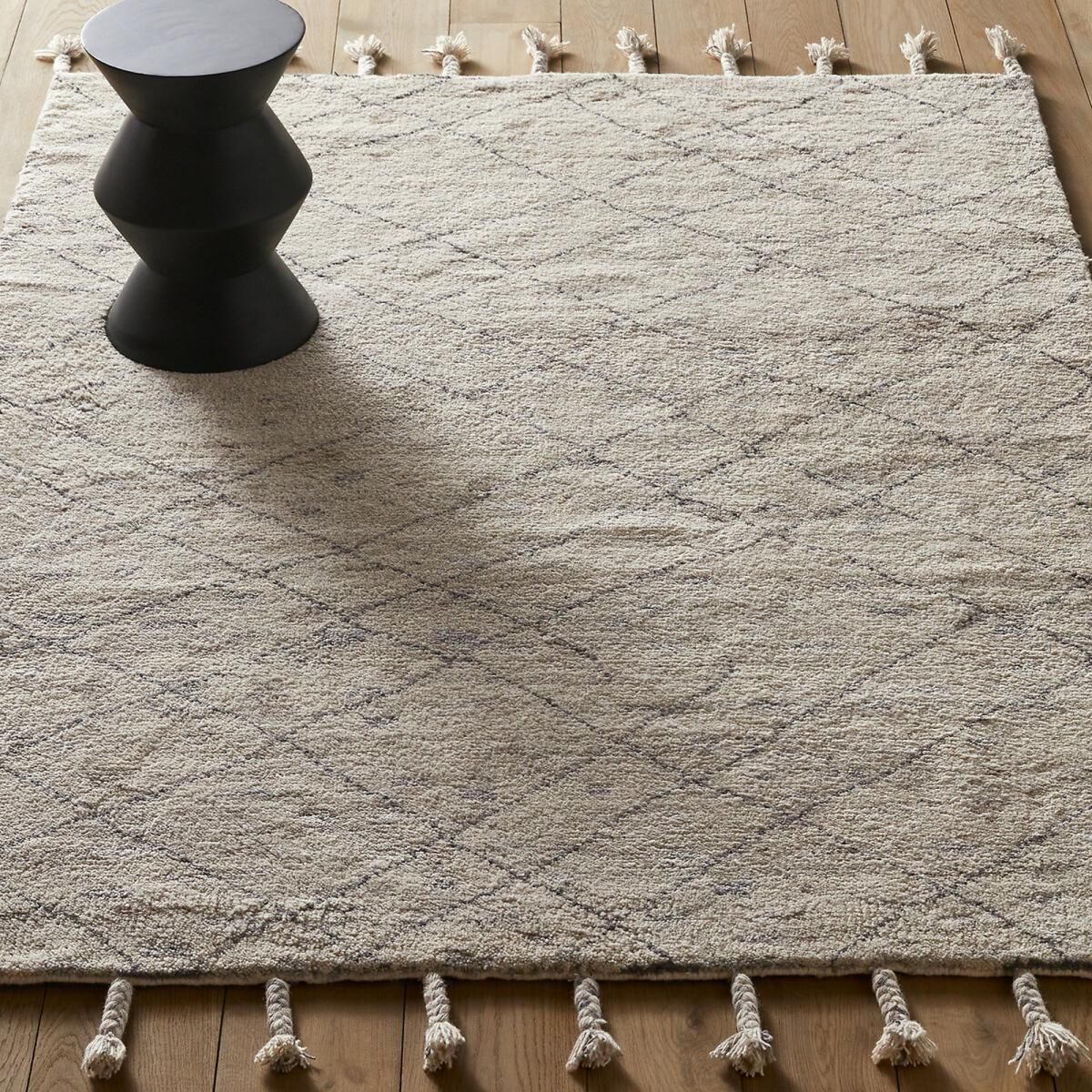 Natoum Wool Rug, Hand Knotted in the Berber Style – image 2