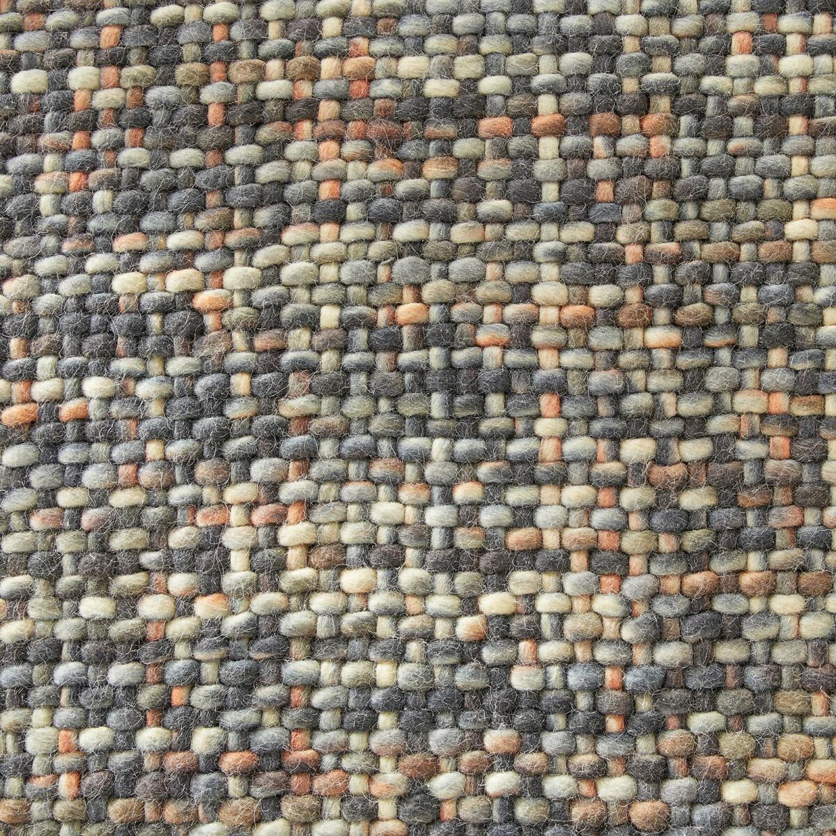 Mutanya Hand Woven Wool XL Rug – image 3