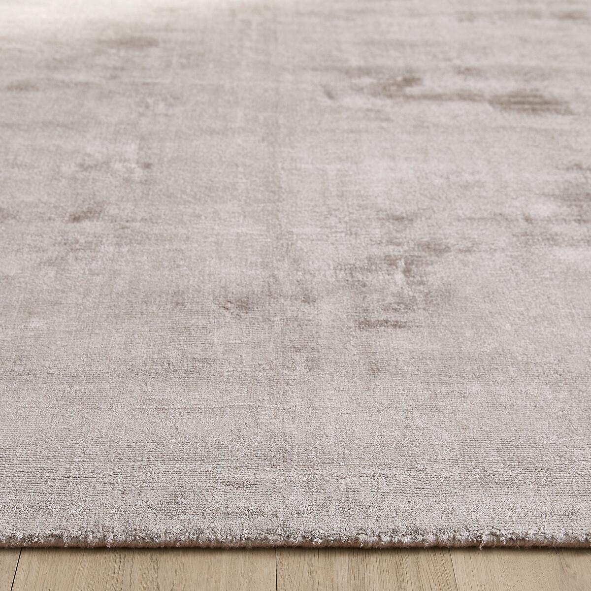 Mustha Lyocell Rug – image 2