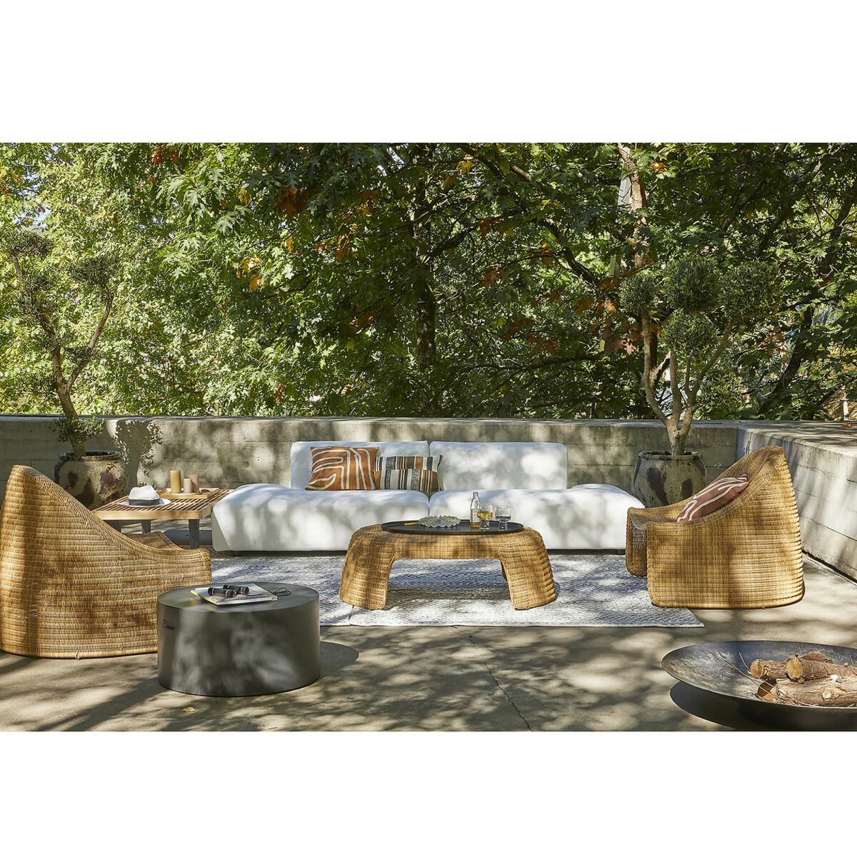 Farsil Indoor / Outdoor Textured Recycled Polyester Rug – image 6