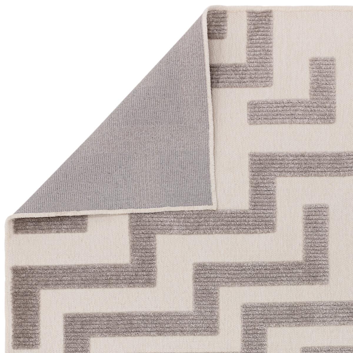 Plush Abstract Lines Rug – image 6