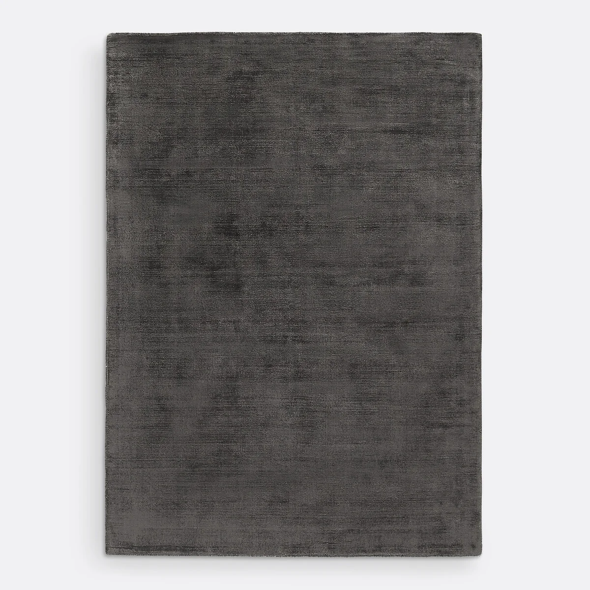 Izri Aged Effect Lyocell Rug – image 2