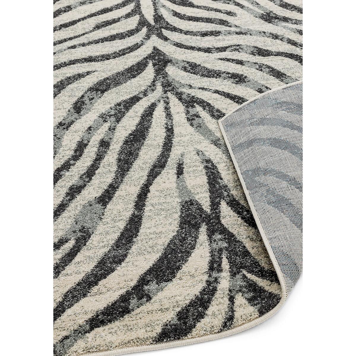 Zebra Print Rug – image 4