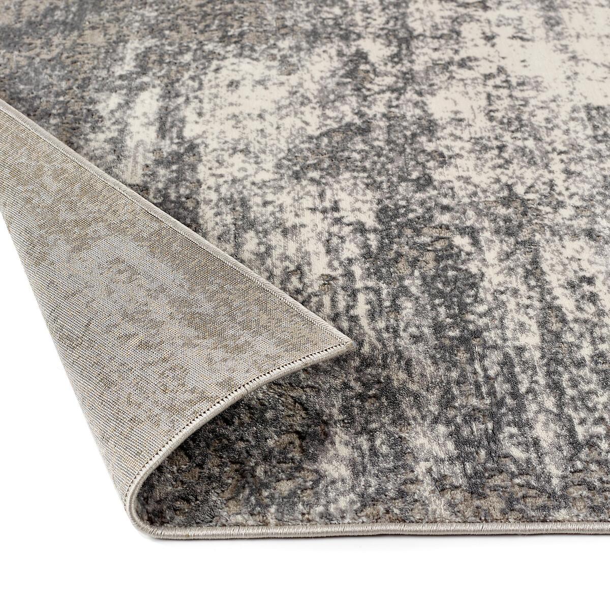 Distressed Ombre Effect Rug – image 4