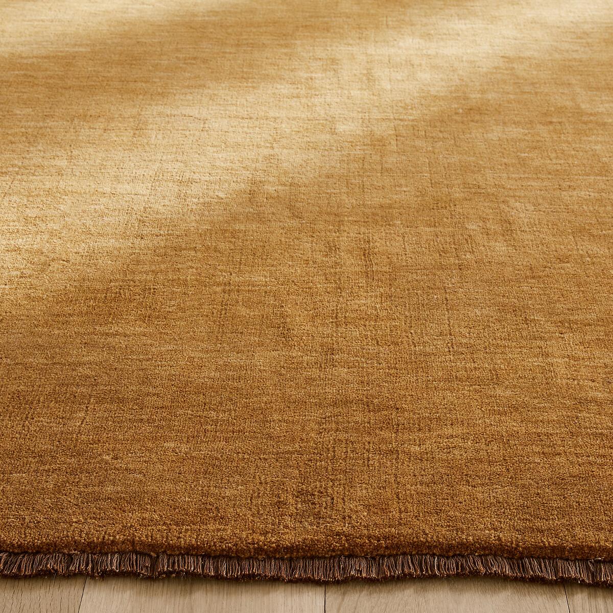 Hotep Hand-Knotted Wool Rug – image 2