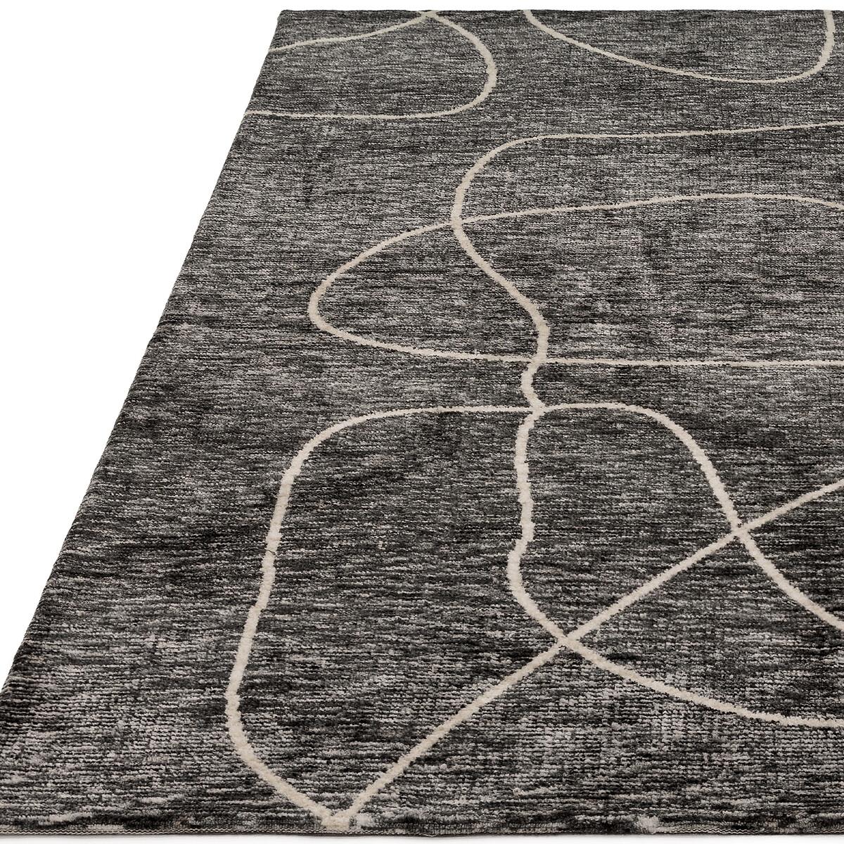 Abstract Scribble Patterned Rug – image 3