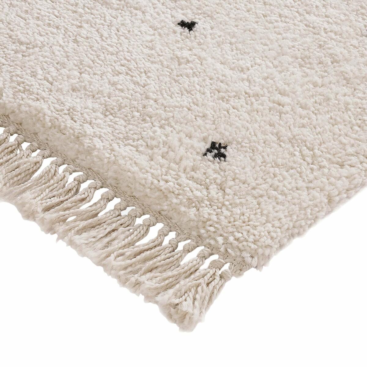 Ava Spotted Fringed Berber-Style Rug – image 3