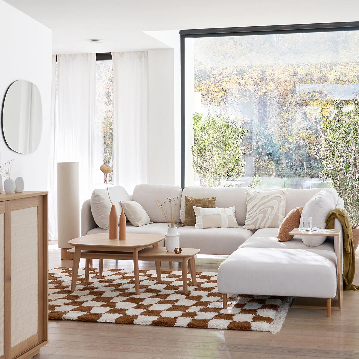 Danito Checkerboard Rug – image 2