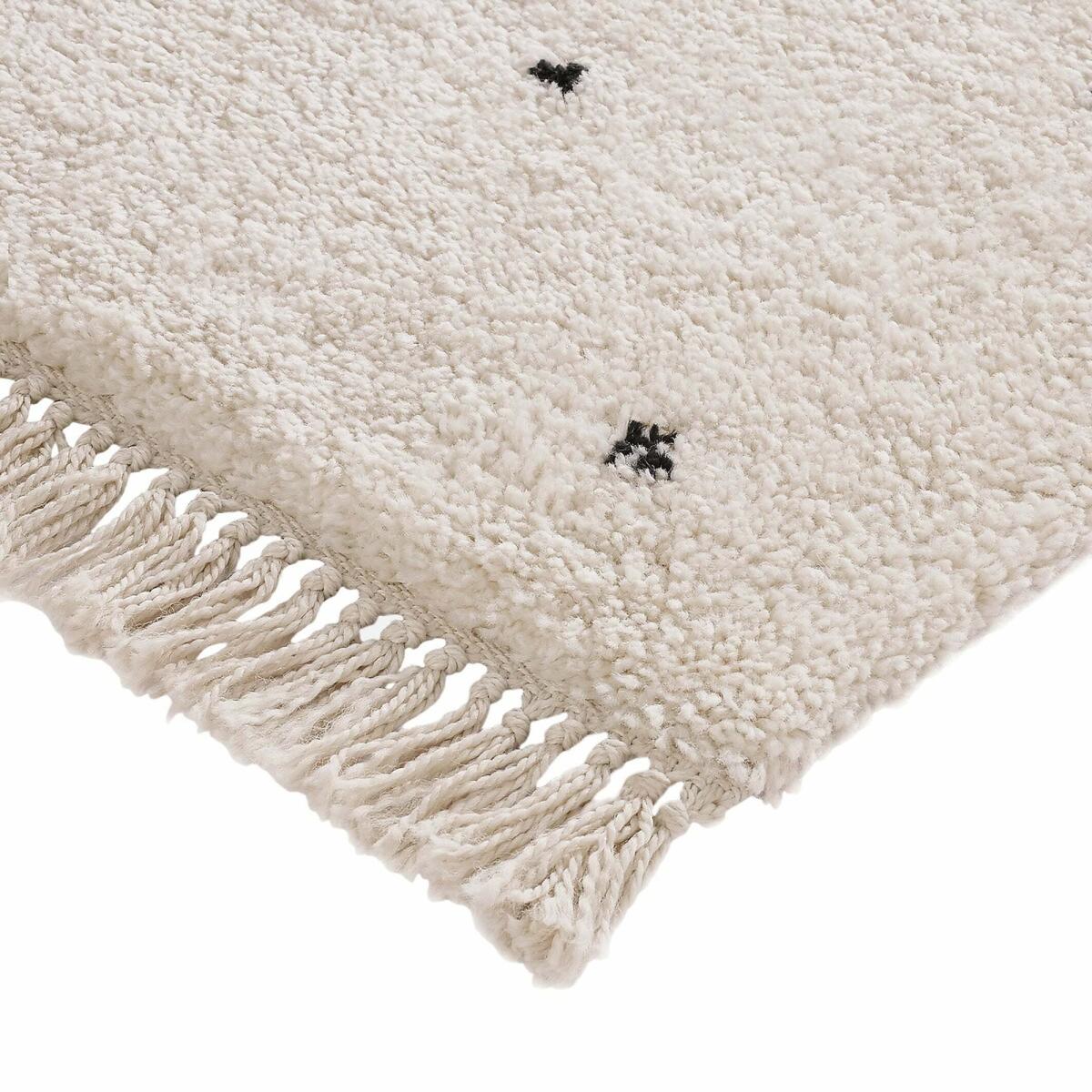 Ava Spotted Fringed Berber-Style Rug – image 3
