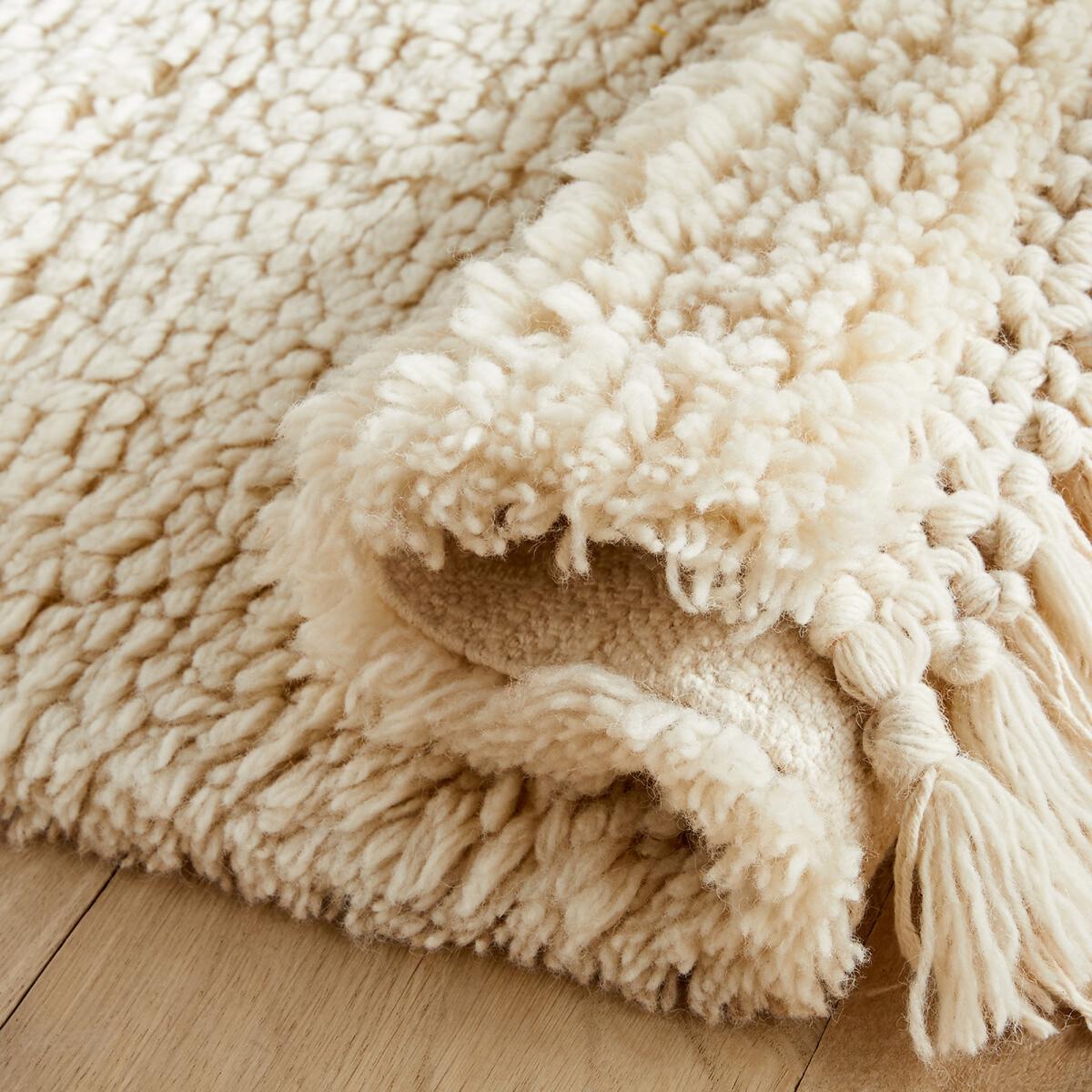 Nyborg Berber-Style Fringed Wool Rug – image 4
