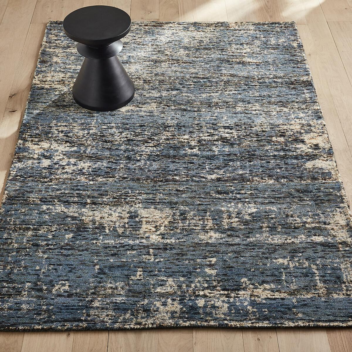 Assila Hand-Woven 100% Lyocell Rug – image 1