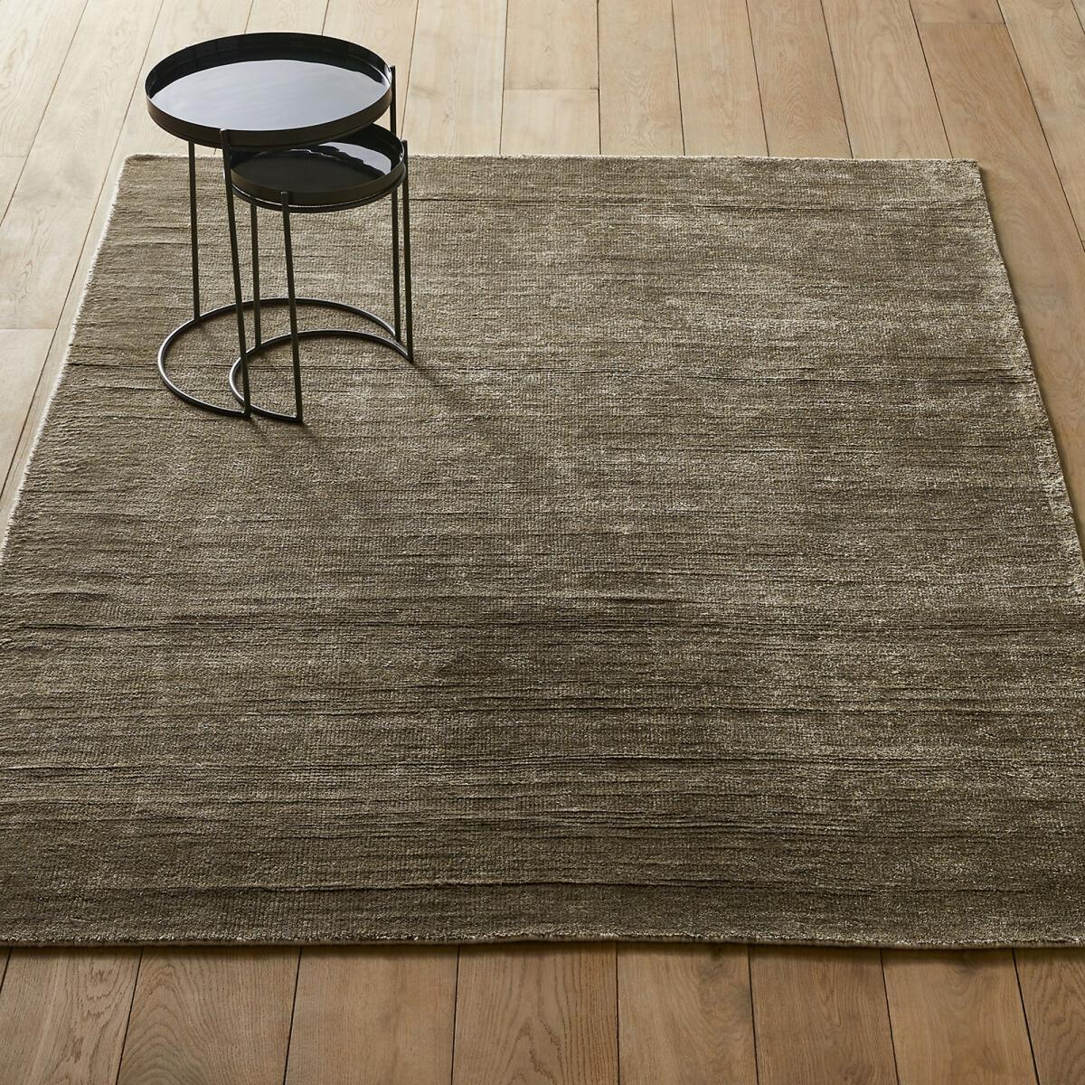 Hana Shimmering Tencel™ Rug – image 1