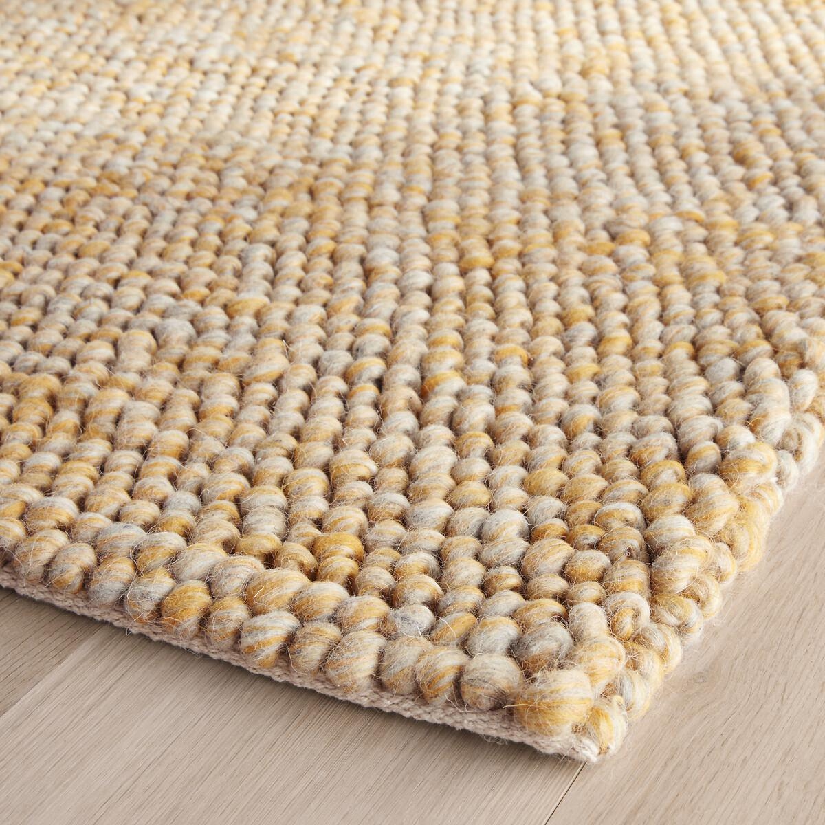 Makehta Hand Woven Wool Rug – image 3