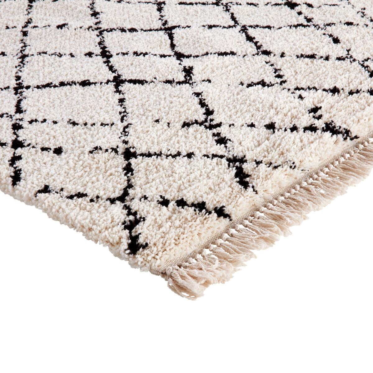 Madara Berber Style XL Rug – image 3