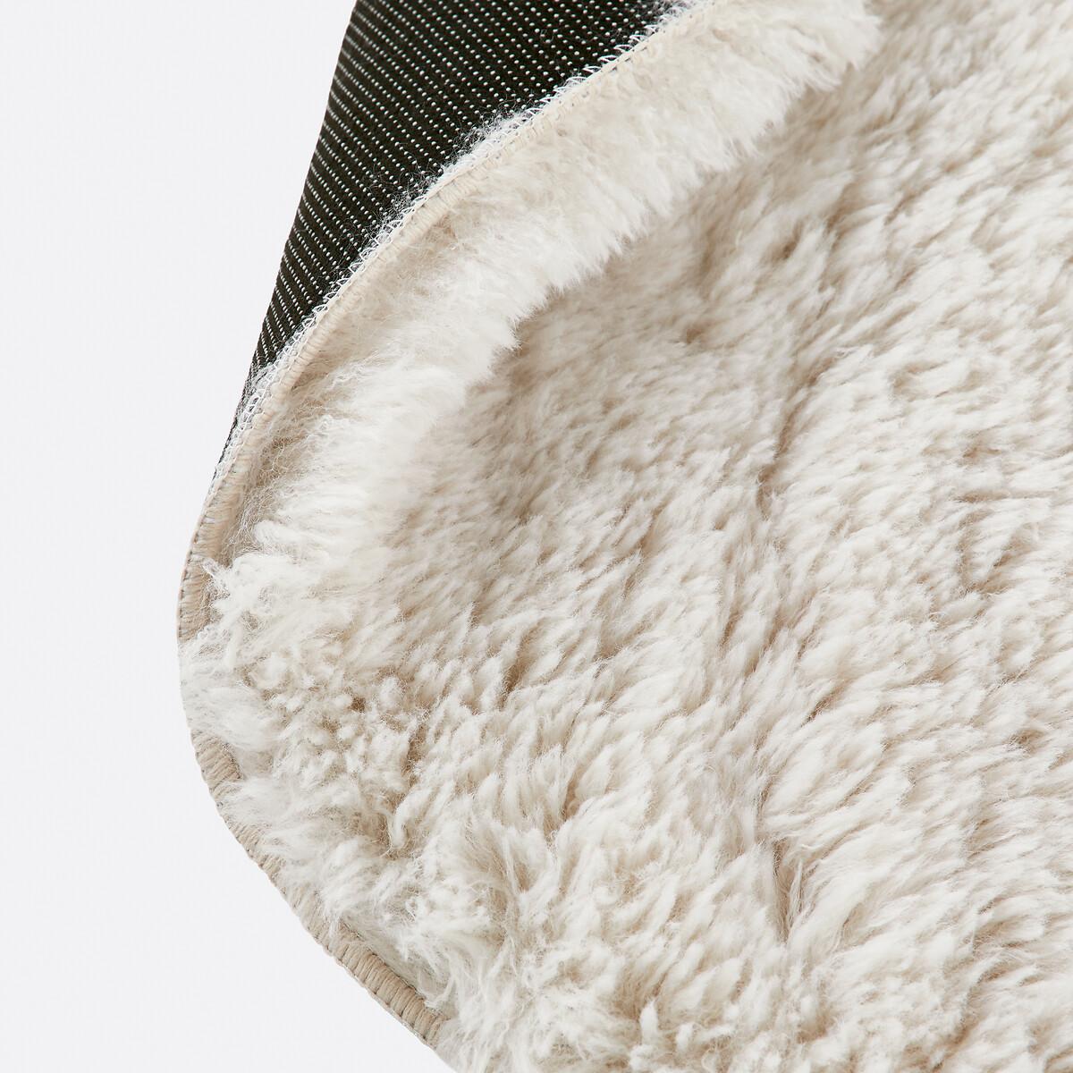 Tedia Organic Shape Rug – image 5