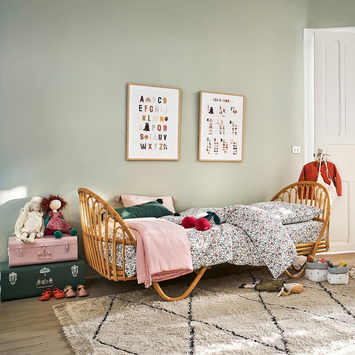 Fatouh Fringed Berber Style Rug – image 4