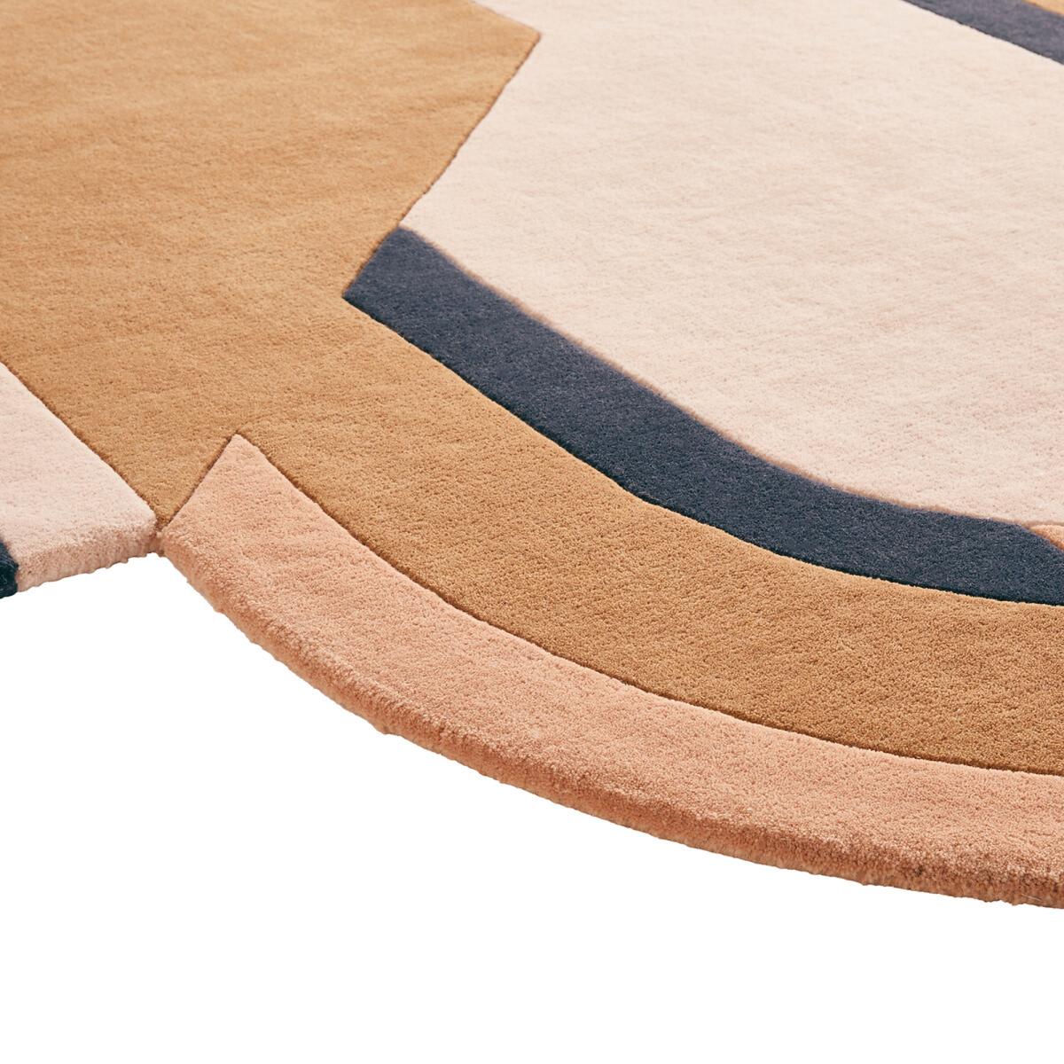 Prospera Asymmetric Wool Rug – image 4