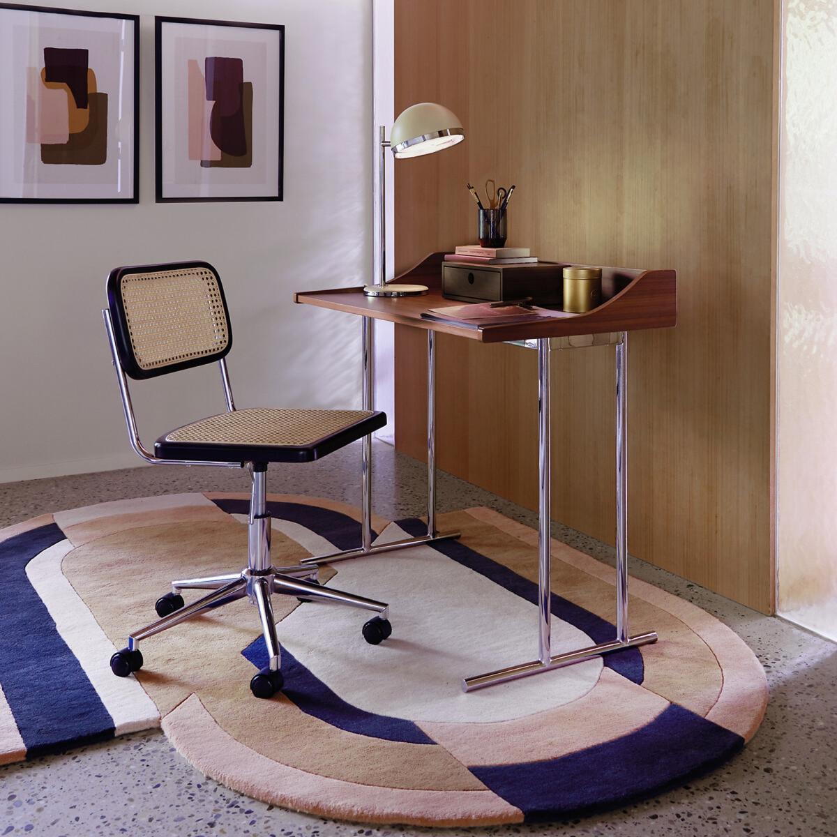 Prospera Asymmetric Wool Rug – image 5