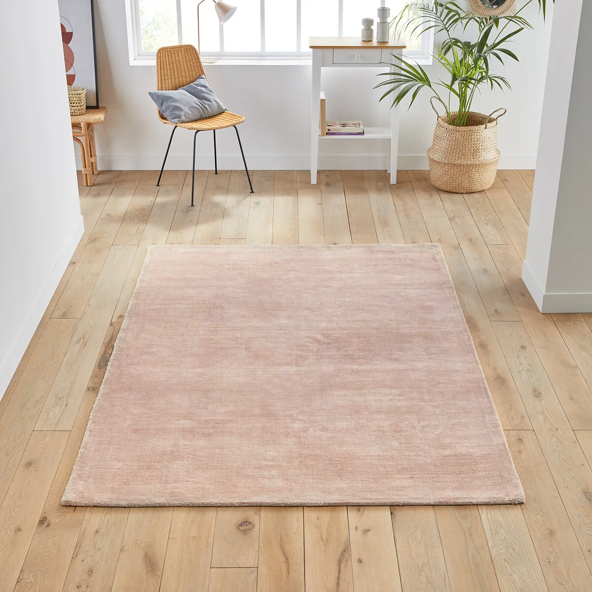 Guitou Lyocell Rug – image 1