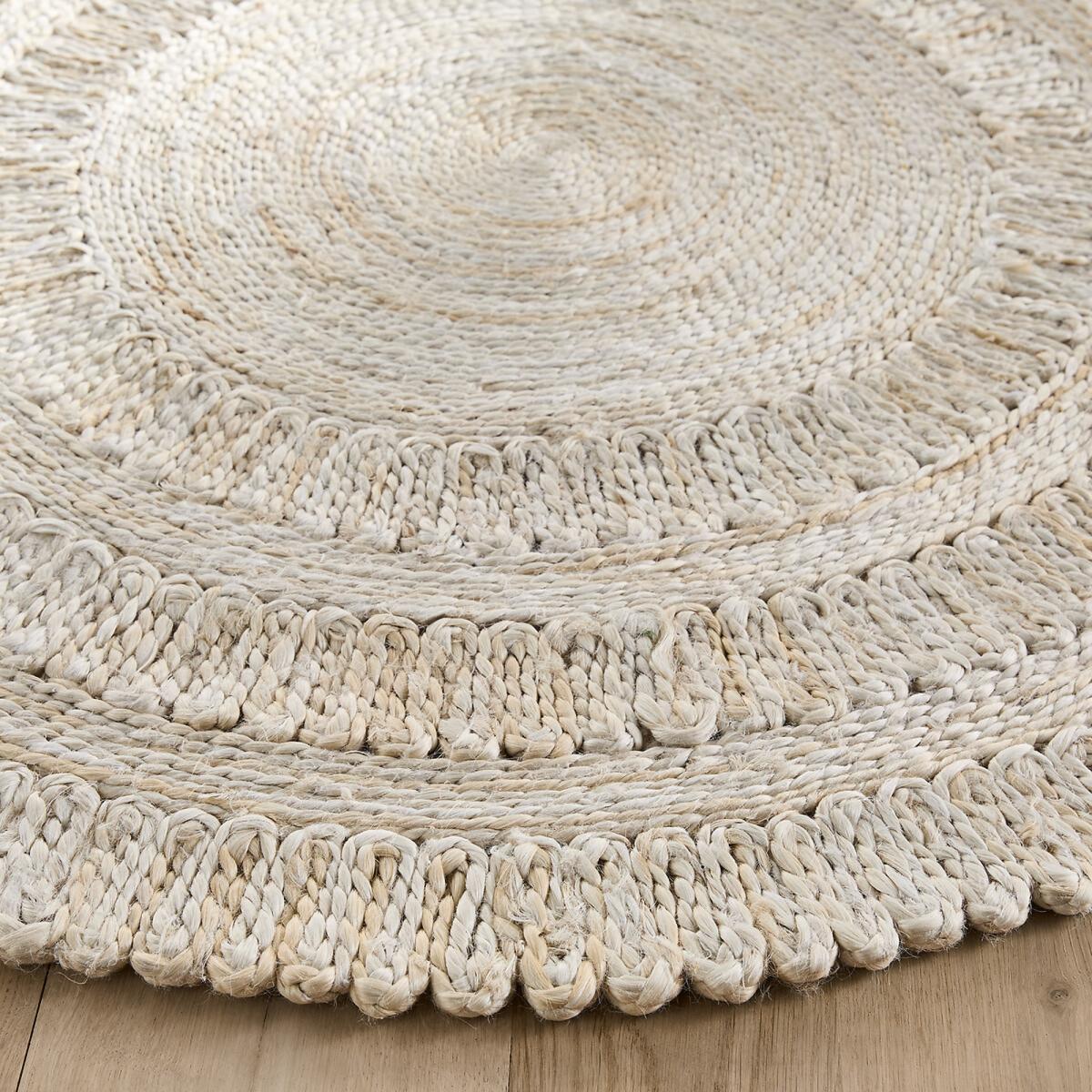 Deepti Hand Woven 120cm Diameter Jute Rug – image 2