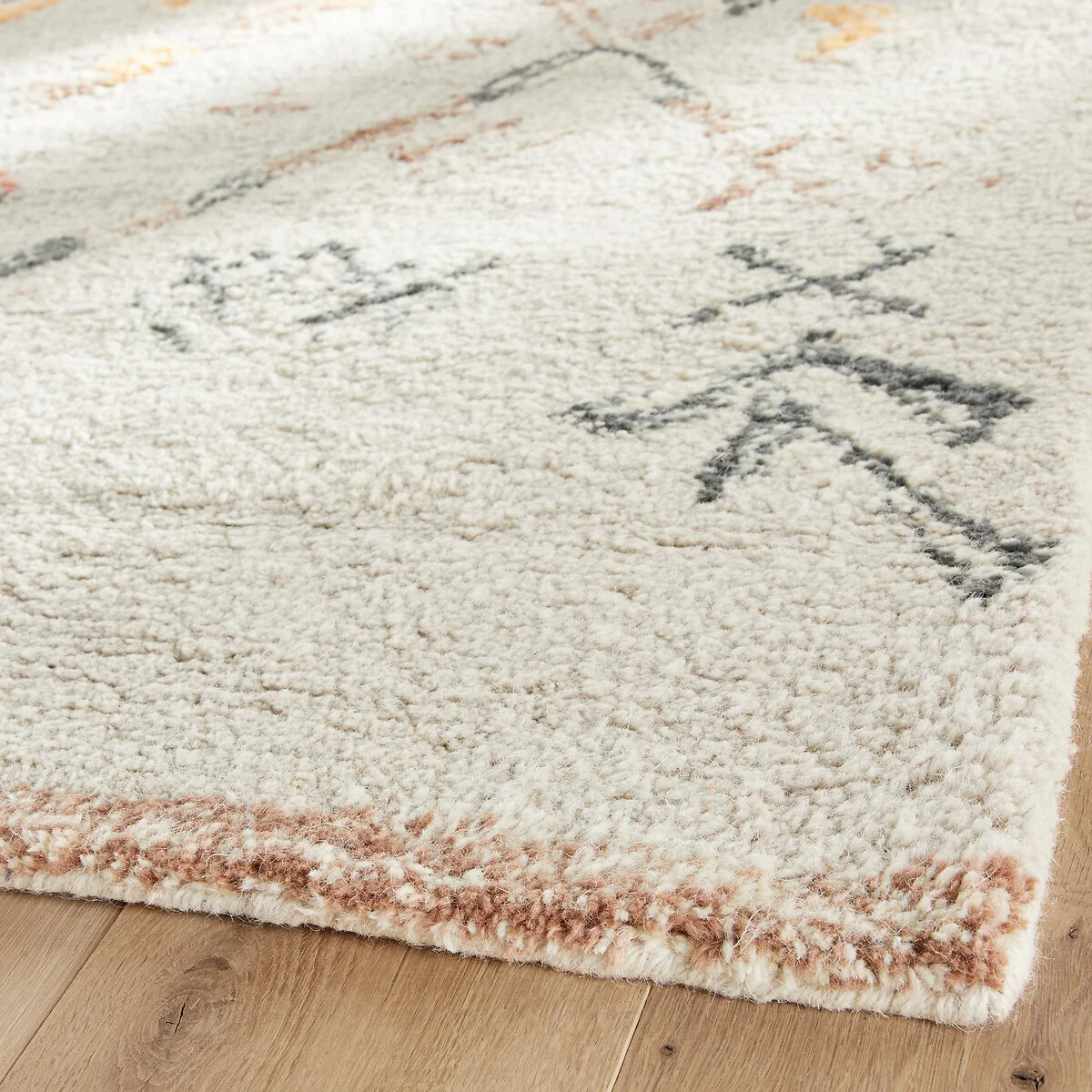 Ashwin Hand Tufted 100% Wool XL Rug – image 3