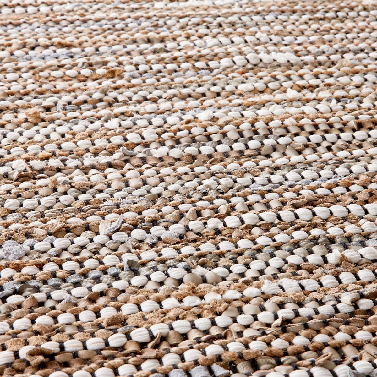 Darik Rug – image 2