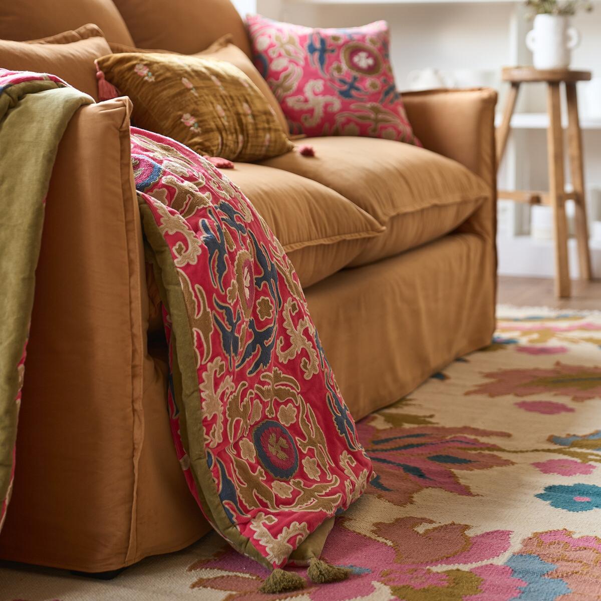Irène Floral Wool & Cotton Flat Woven Rug – image 9