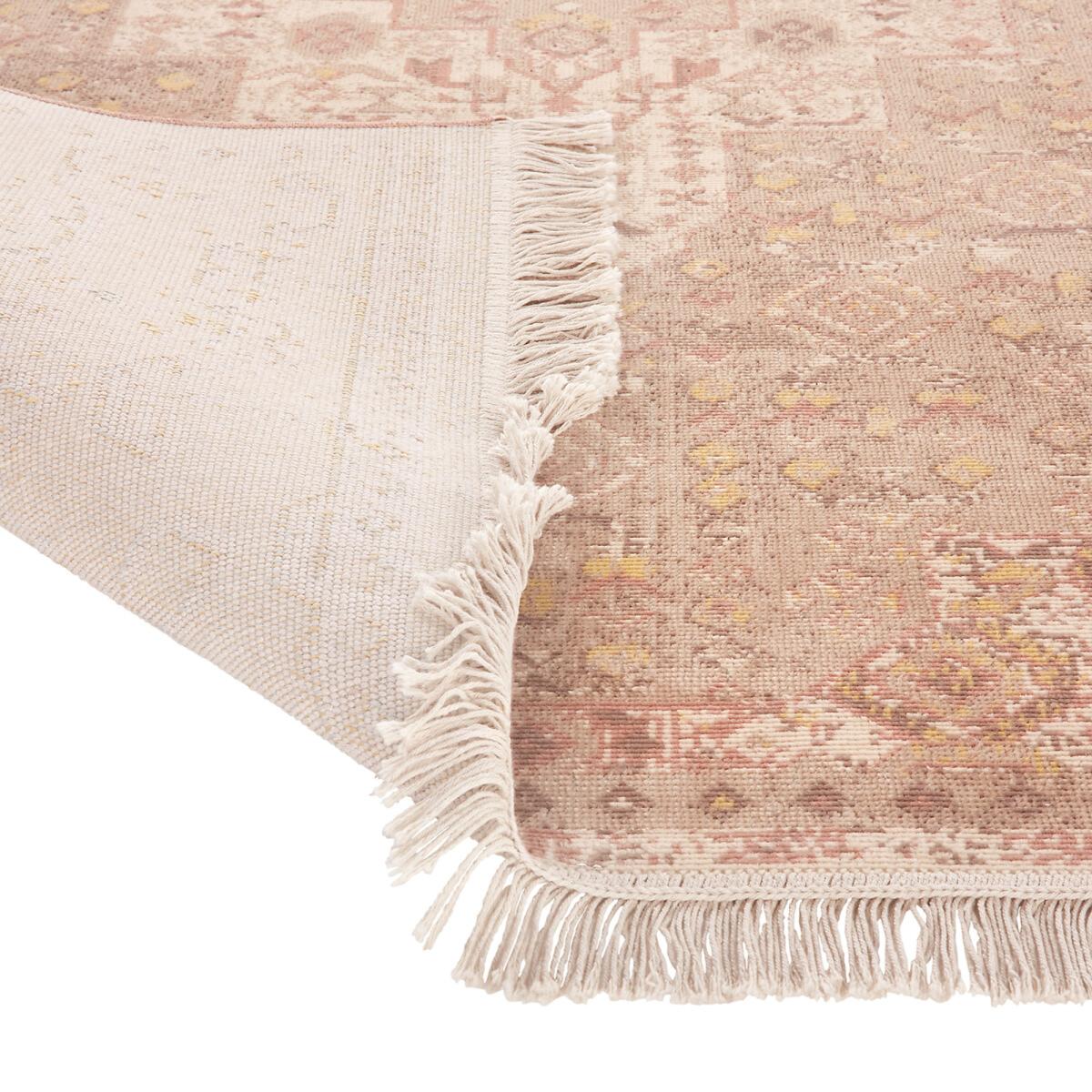 Ura Vintage Style Rug – image 3