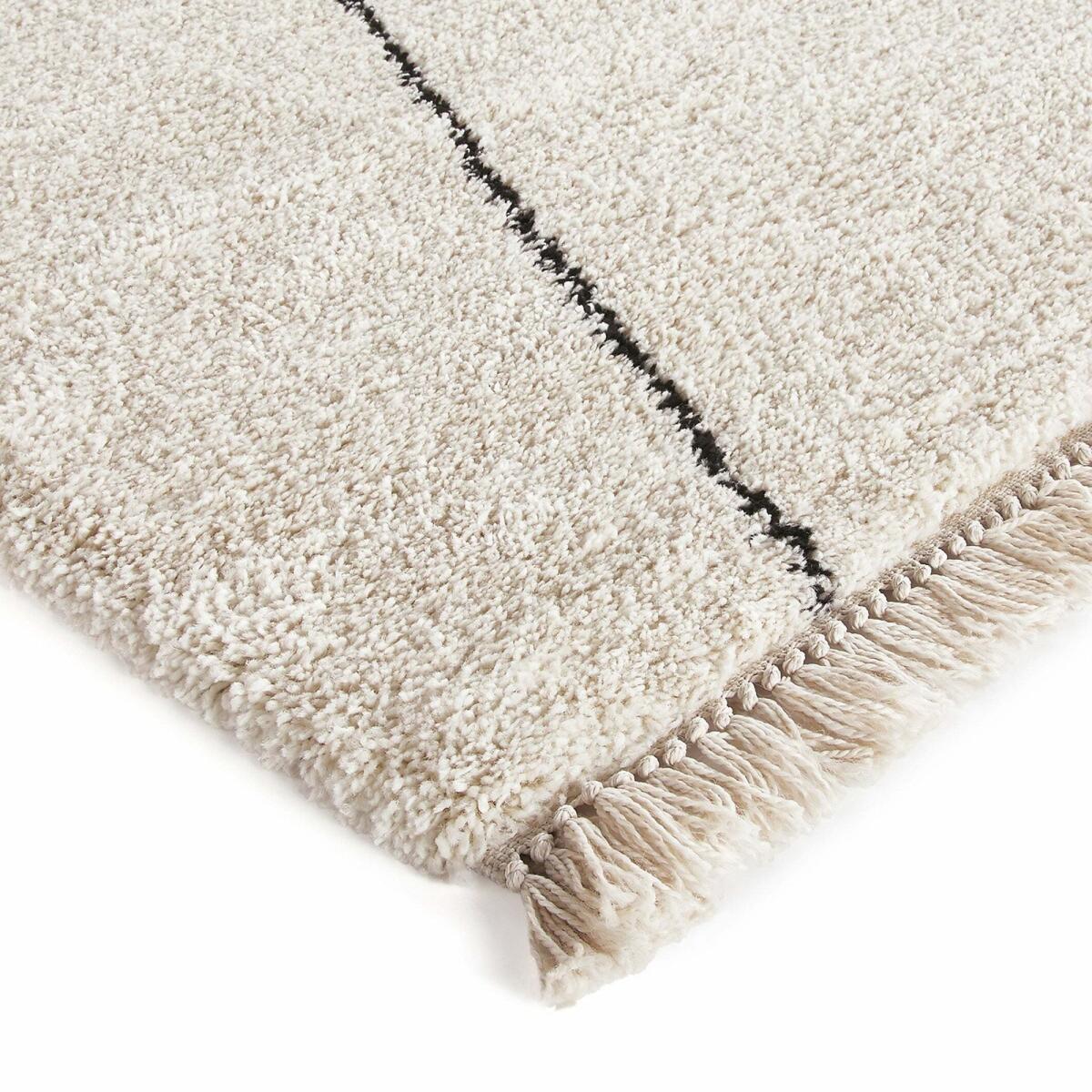 Luna Fringed Berber-Style Rug – image 3